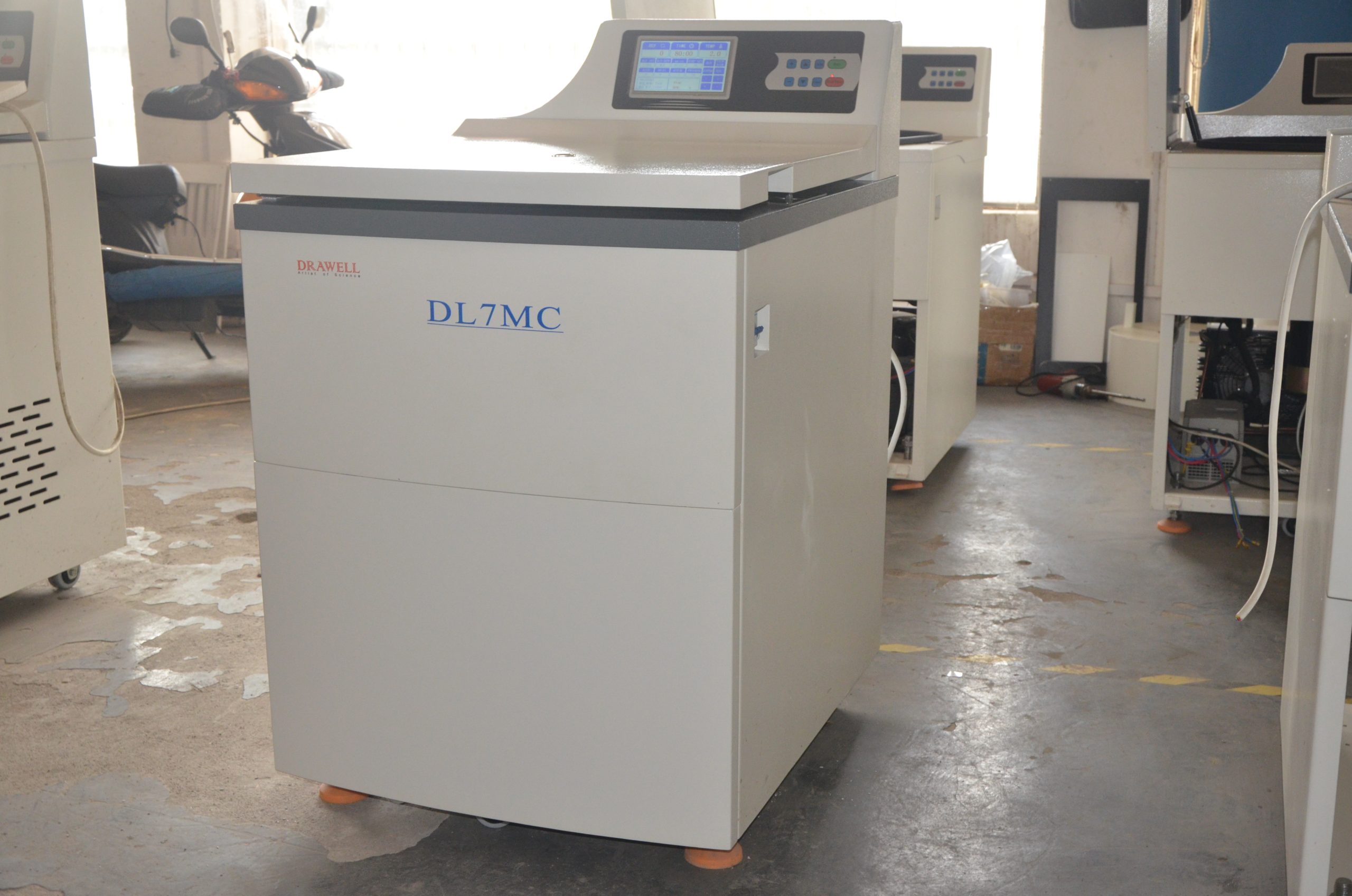 Drawell DL-7MC/iDL-7MC Large Capacity Refrigerated Centrifuge 6 Drawell DL-7MC/iDL-7MC Large Capacity Refrigerated Centrifuge - Image 6