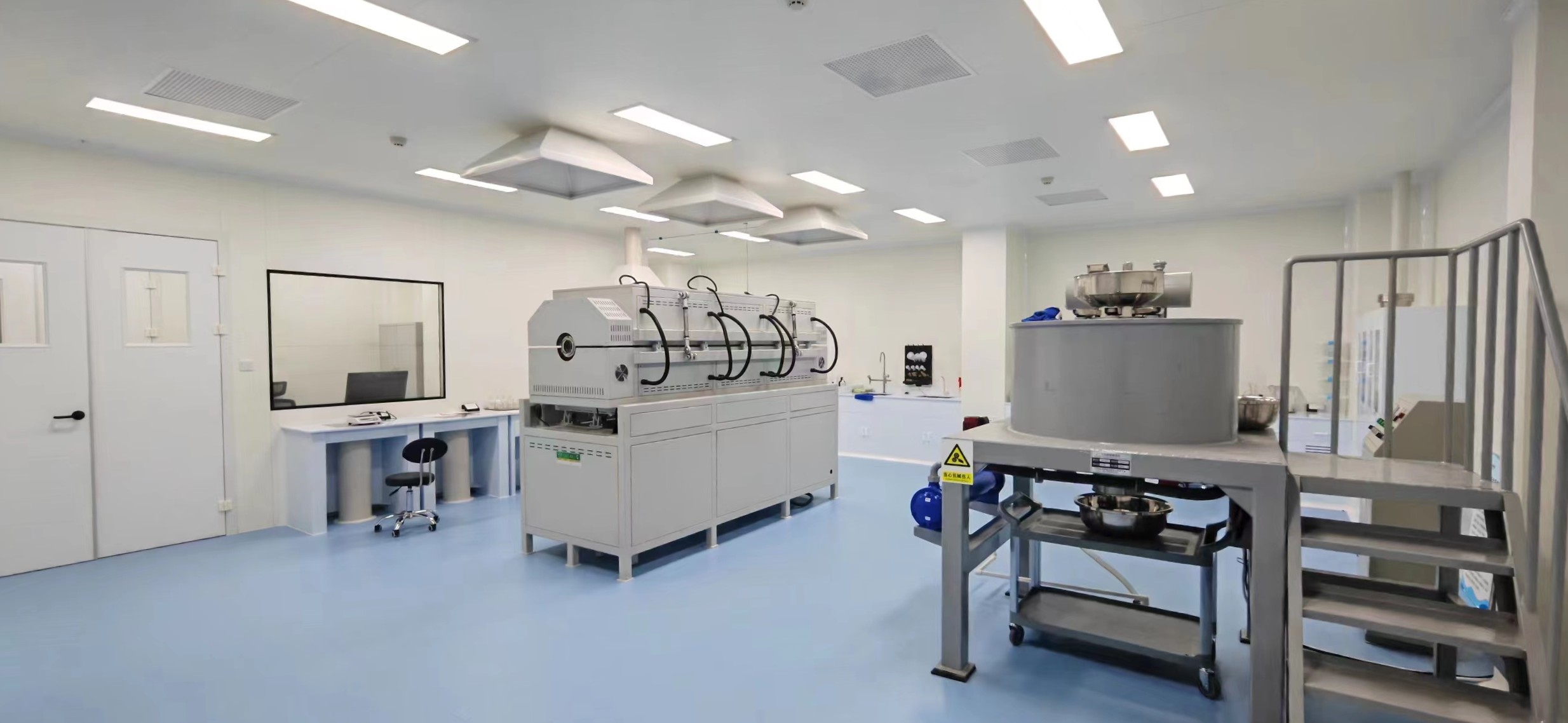 LabTech Ultra-Clean Labs 10 LabTech Ultra-Clean Labs - Image 10